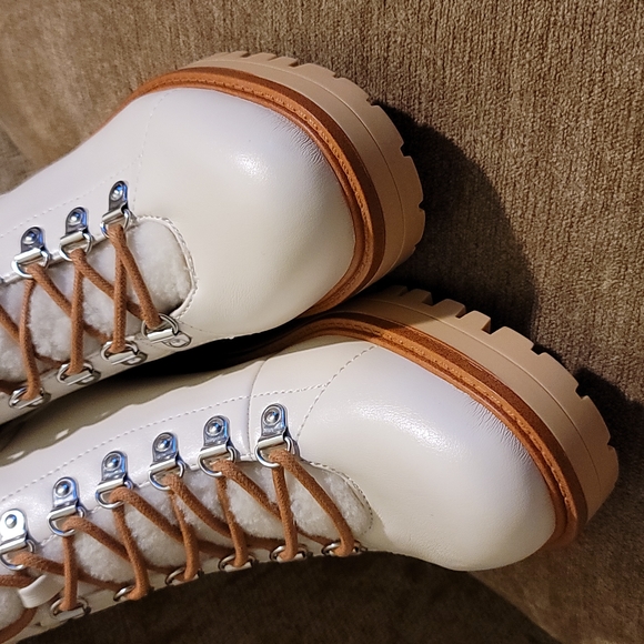 Marc Fisher MALLIE Lug Sole Sherpa Booties - Picture 10 of 16